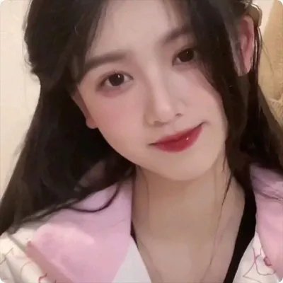 红色尾翼